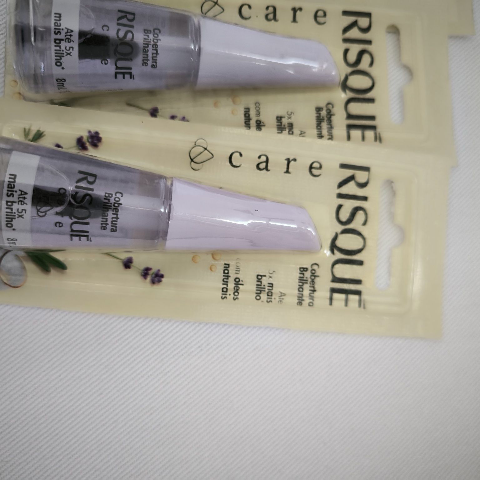 Base fortalecedora brilho verniz esmalte risque impala manicure