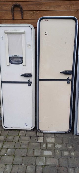 Drzwi wejsciowe kamper/przyczepa kempingowa