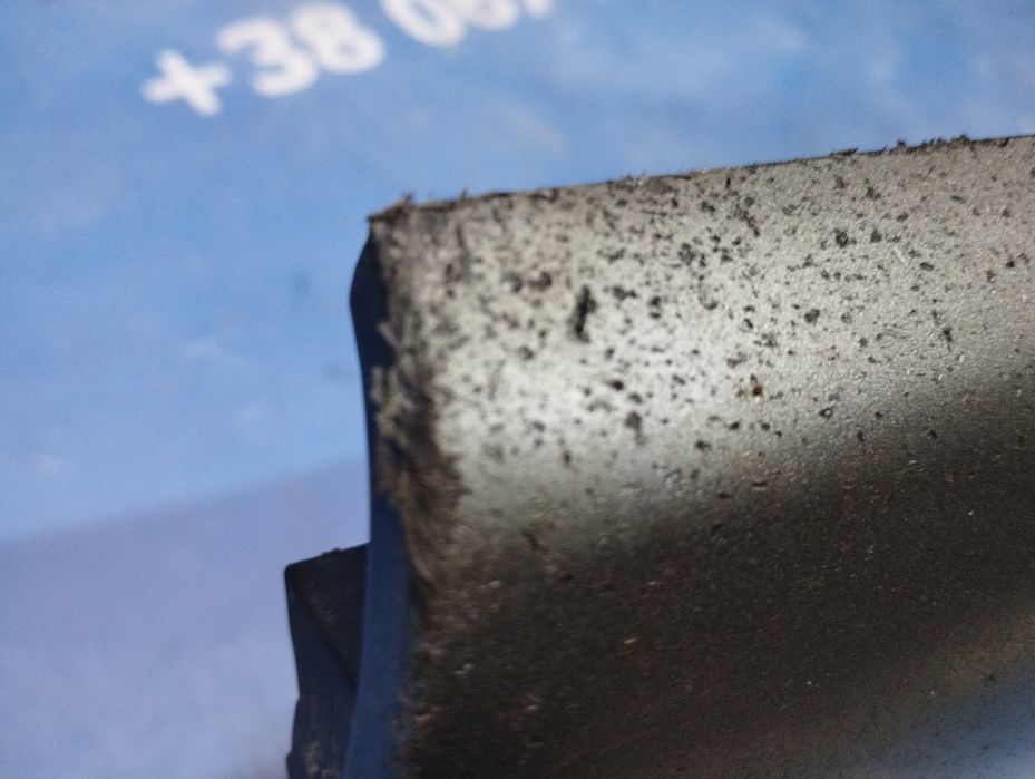 Накладка дверей правих Volkswagen Touareg FL Модлинг двери Туарег ФЛ