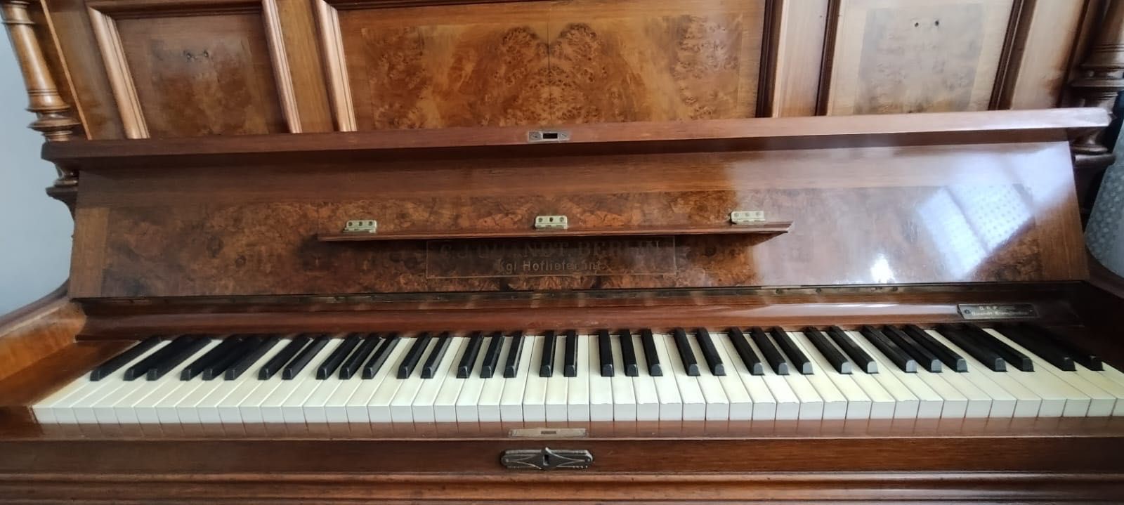 Pianino C.J. QUANDT, Berlin
Kgl. Hoflieferant