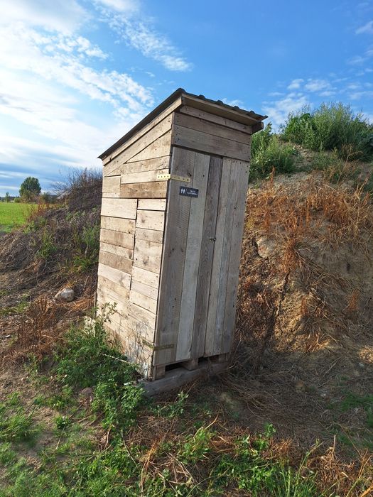 Toaleta wc drewniana