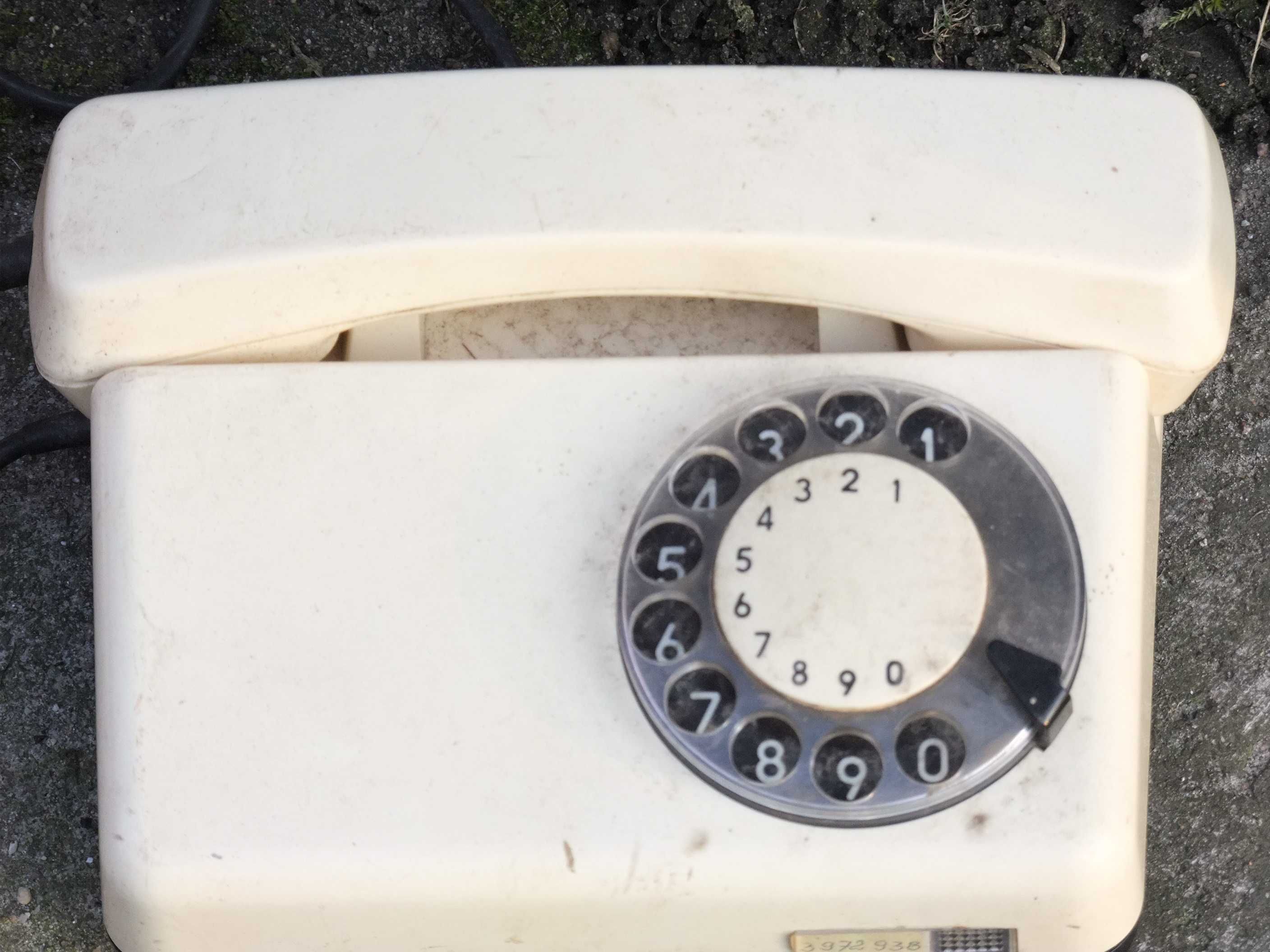 Telefony PRL lata -80 te