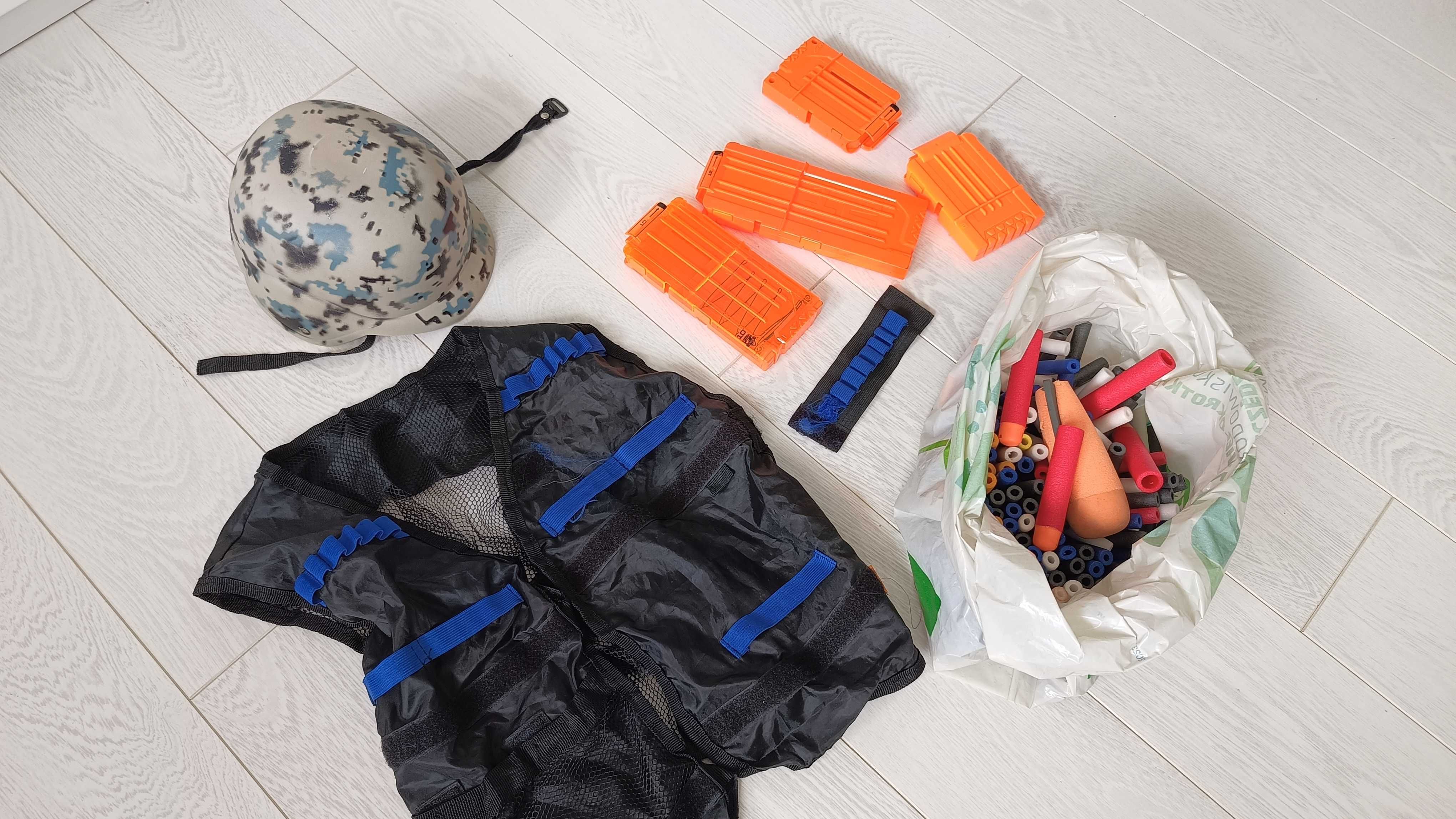 Wielki zestaw Nerf, karabiny, pistolet, strzelba, hełm
