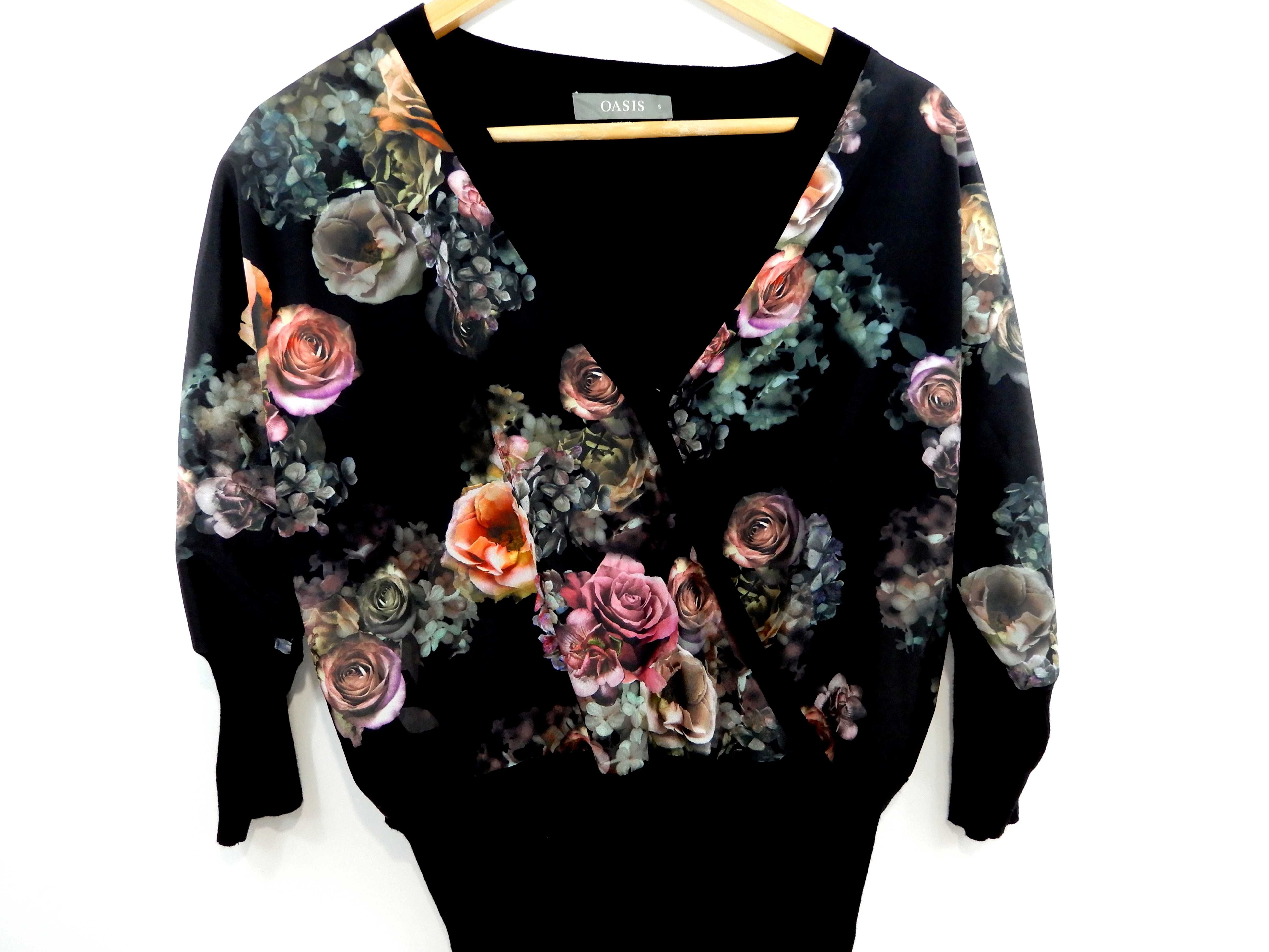Sweter sweterek w kwiaty czarny Oasis 36 S