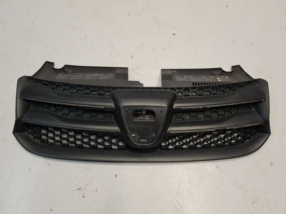 ATRAPA GRILL DACIA SANDERO LOGAN II STEPWAY 2012 2017