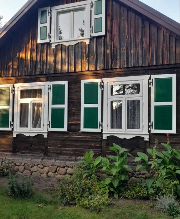 Stolarz
Kompleksowe usługi stolarsko-renowacyjne