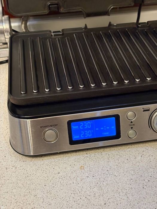 Мультигриль DeLonghi CGH 1012D