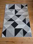 Dywan nowoczesny geometryczny Silver Picasso Hugle 120*170 CM