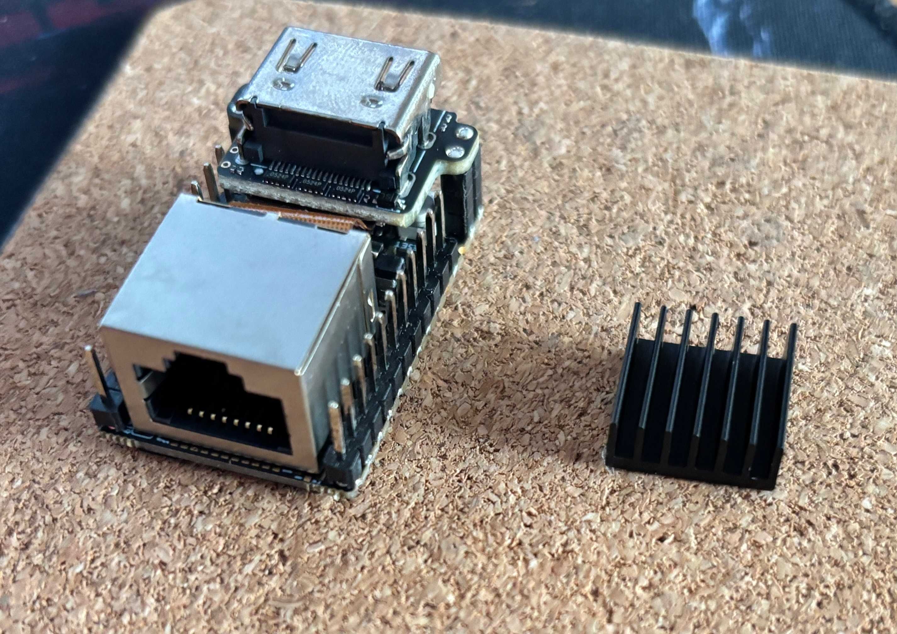 NanoKVM Lite - mini KVM