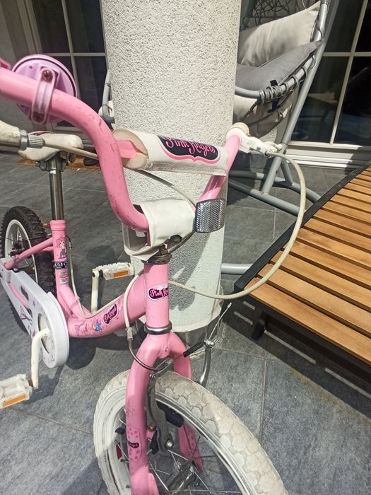 Różowy rowerek dla dziewczynek