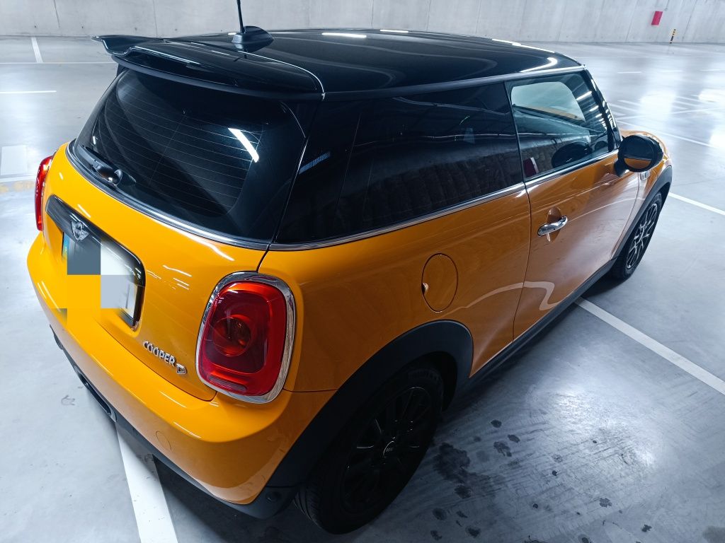 Mini Cooper D 1.5 automático 116v