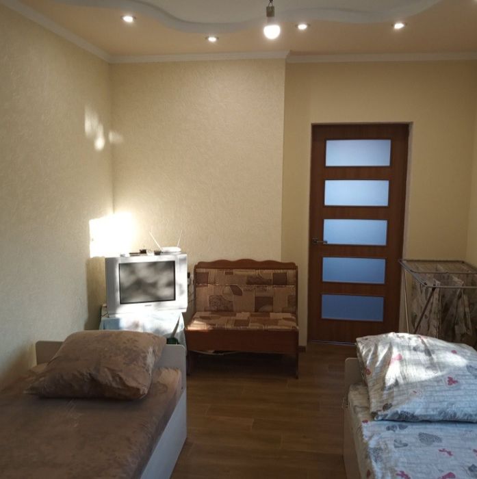 Квартира посуточно.  Красноград.