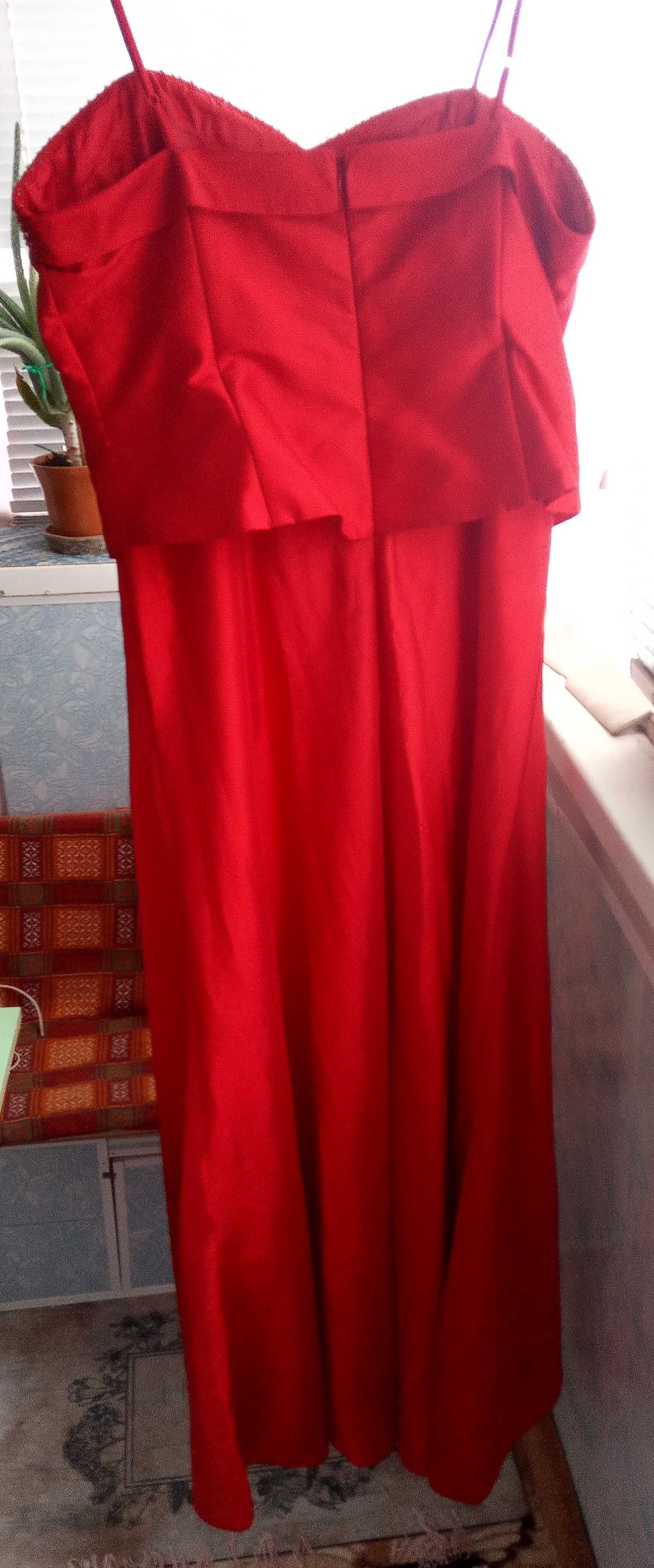Бальное красное Платье Laura paris