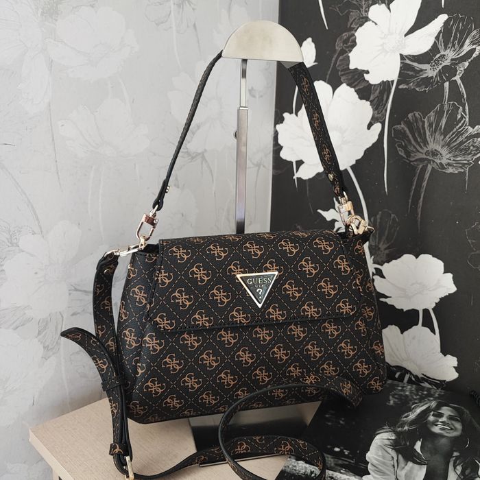 Жіноча сумка кроссбоді guess оригінал