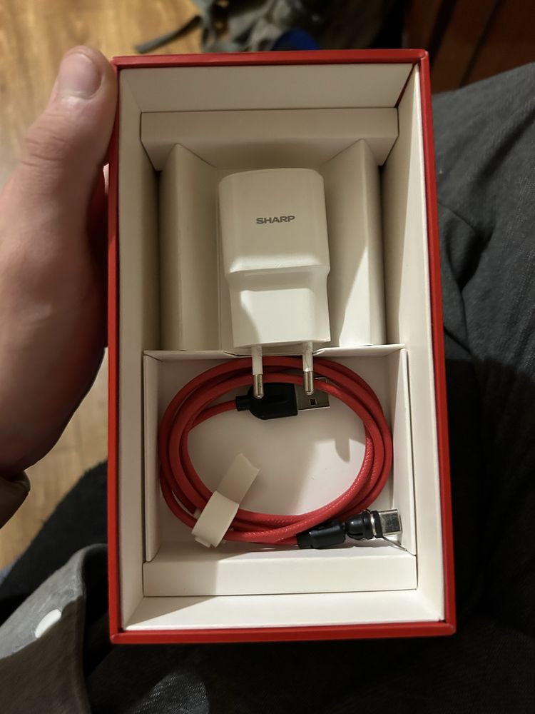 Телефон Sharp C10