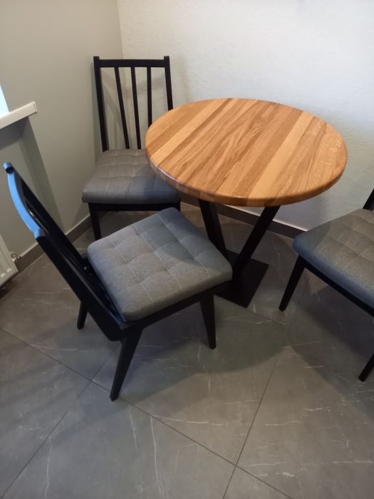 Стіл і крісла, набір кухонний