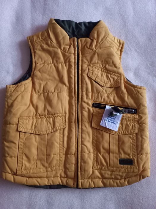 Жилет GAP  на возраст 18- 24 мес.