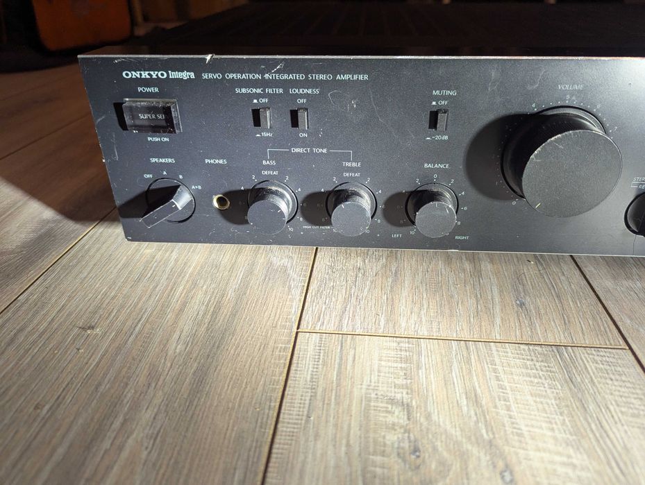 Onkyo Integra A8015, Japan 2x90W 4Ohm