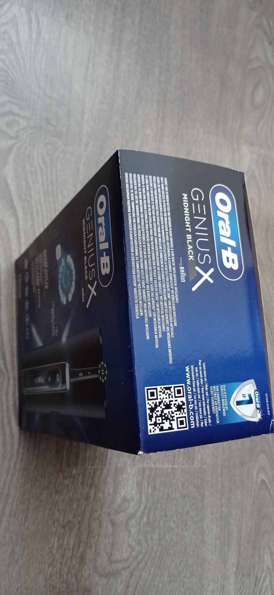 Зубная щётка электрическая Oral-B Genius X (D706.513.6X), новая.