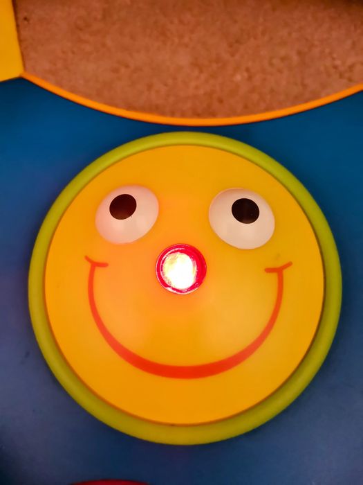 Tiny Love двухсторонний активный центр развивающий игровой столик