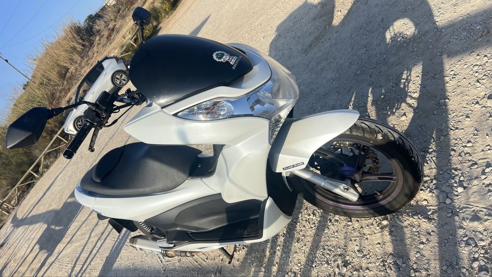 Honda PCX (2014)