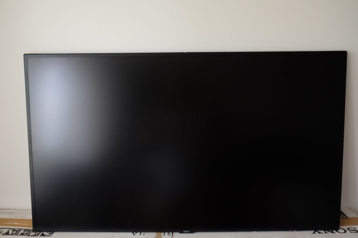 Monitor NEC V484, Pilot, 48" NOWY reklama