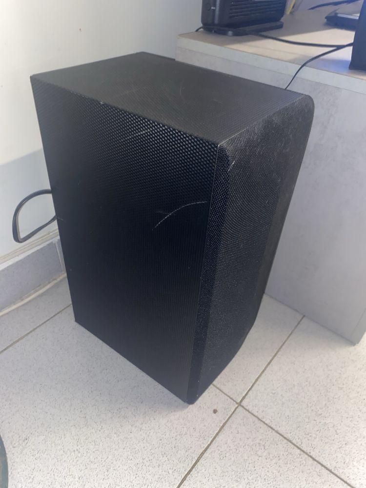 Soundbar LG como novo