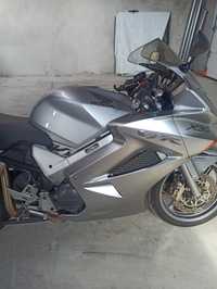 Sprzedam Honda VFR