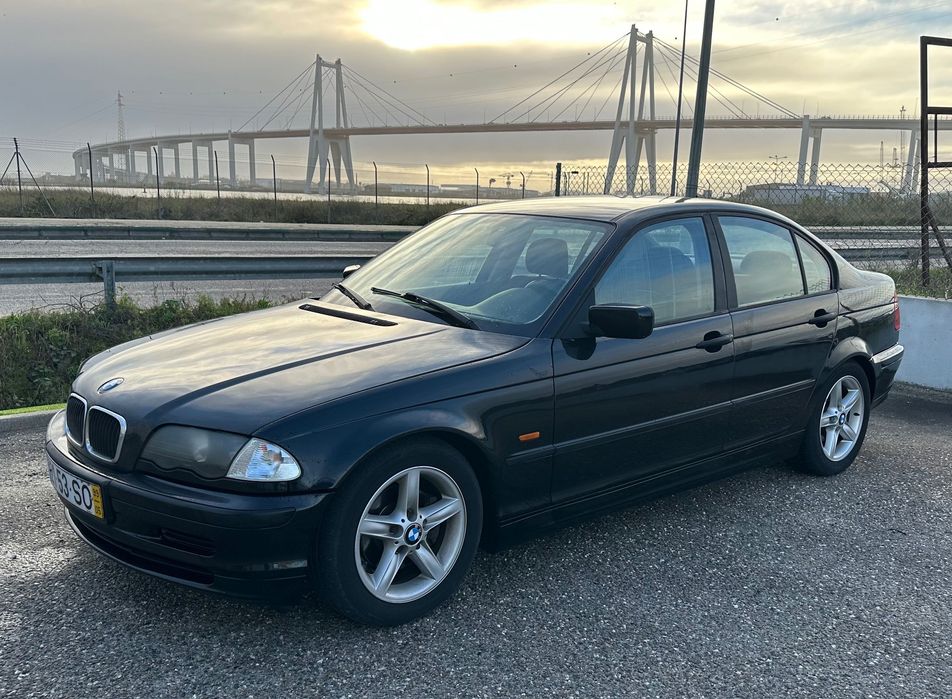 BMW 320D Único Dono