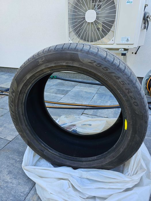 4 szt. Pirelli Scorpion Winter 255/45/R20 105Y Zimowe Opony BMW AUDI