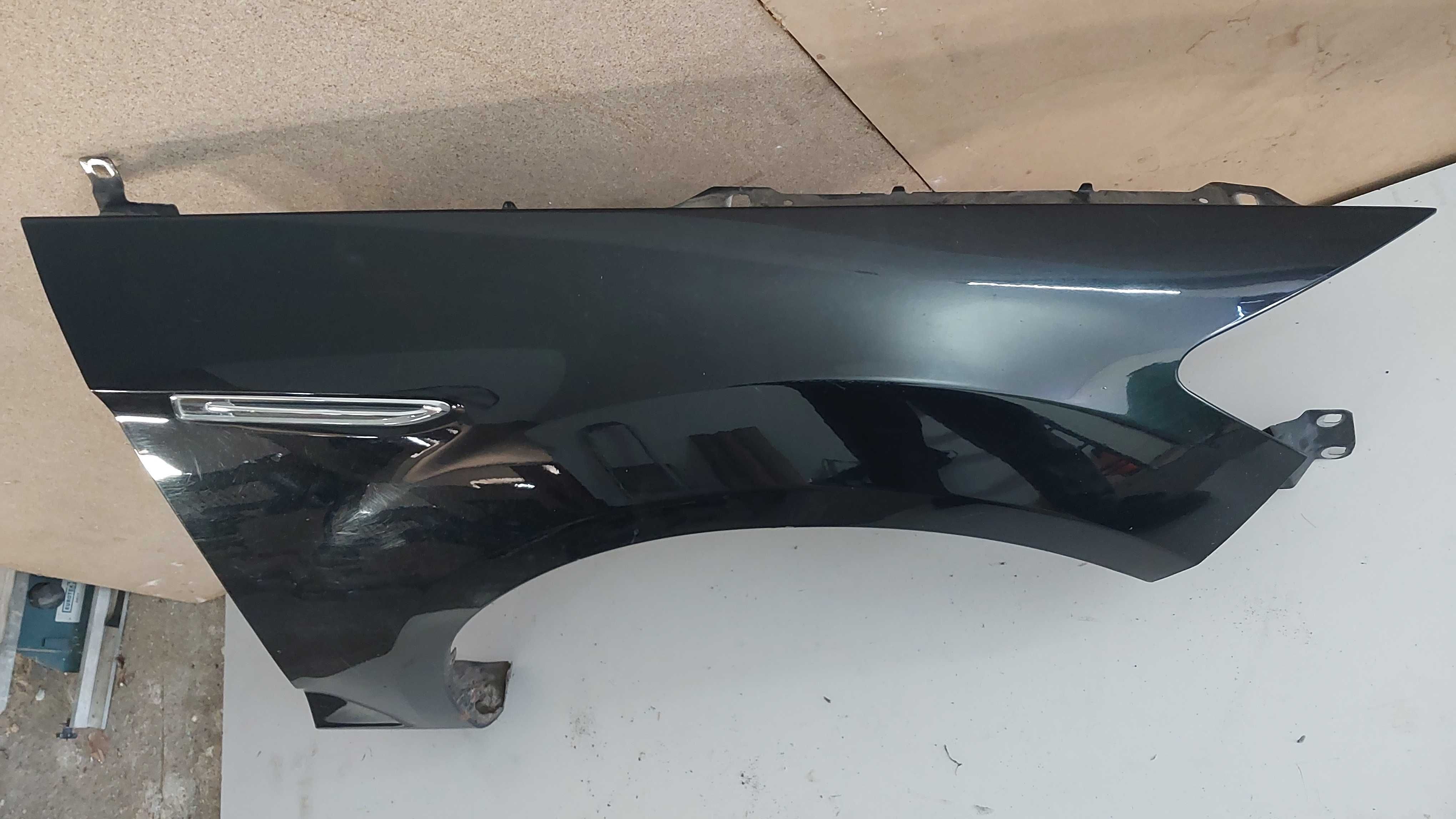 Błotnik prawy Ford mondeo mk4 G6 lift 10-14 rok
