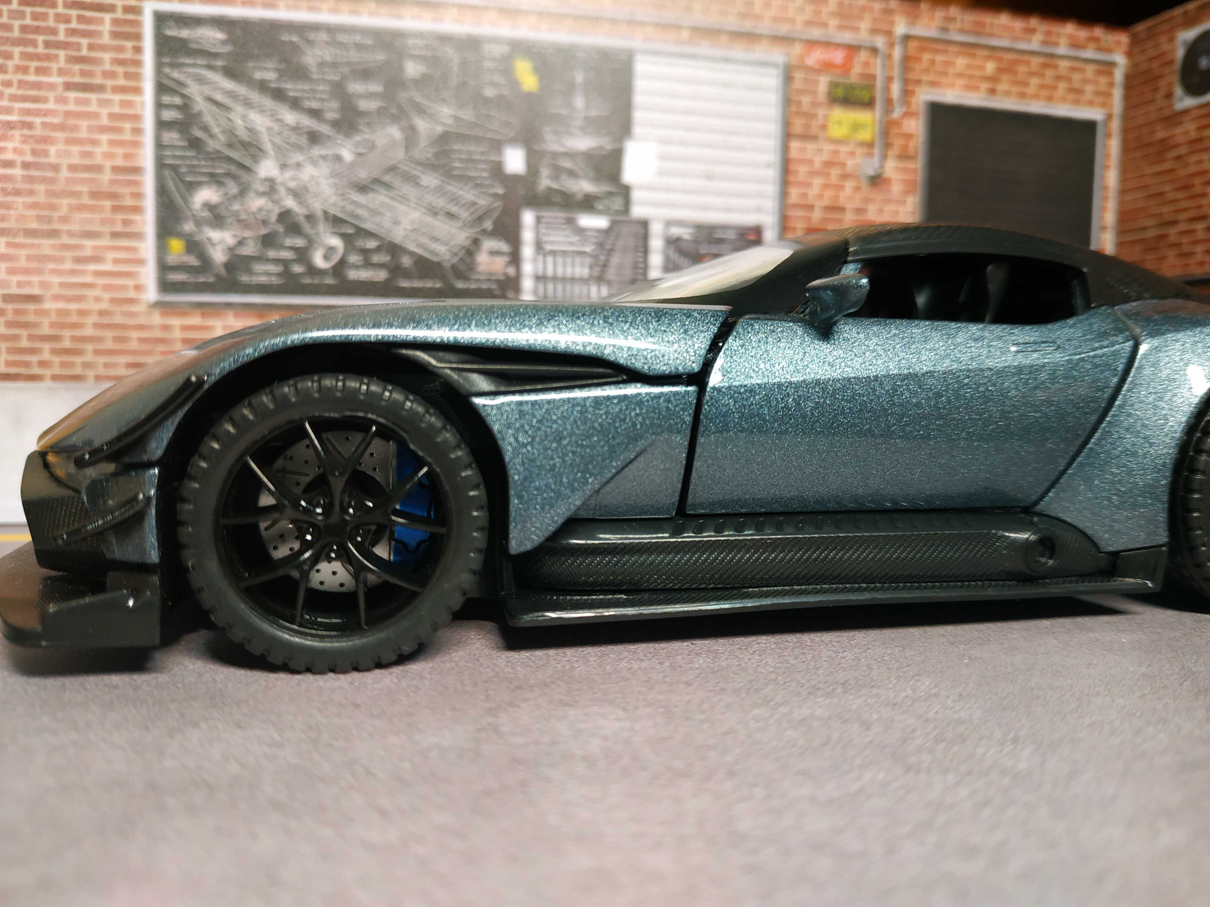 Aston Martin Vulcan 1/32 Колекційна модель | Авто, машинка 1:32