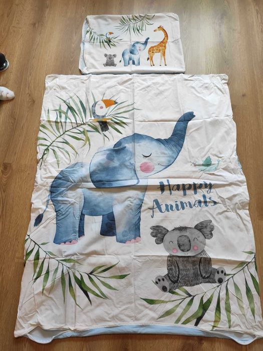kołdra dziecięca+ 6 kompletów pościeli +2 pokrowce