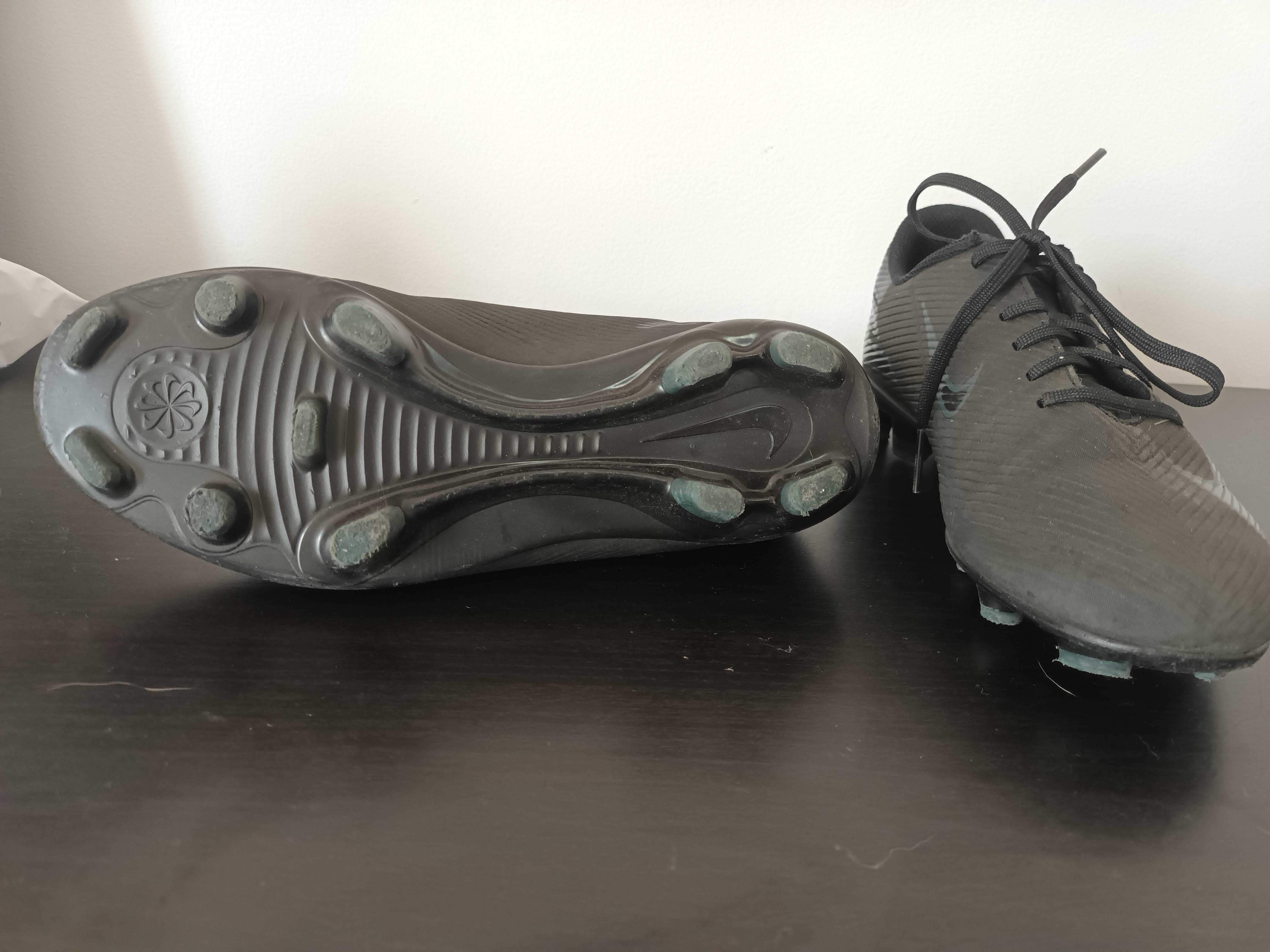 Chuteiras Nike Mercurial Vapor 16 Club MG - Tamanho 36.5