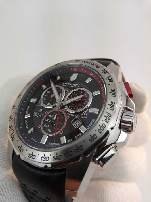 Гоночные часы Citizen BL5570-01E сапфир, солнечная батарея вечник 200м