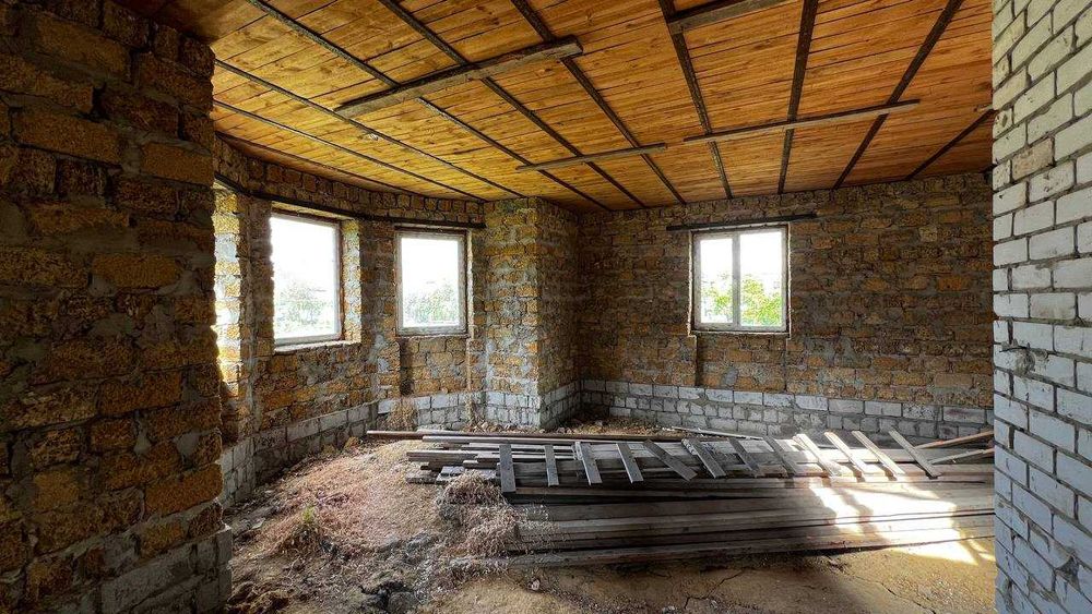 Продаж гарного будинку в Підгородньому