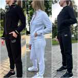 Жіночий спортивний костюм EA7 Emporio Armani