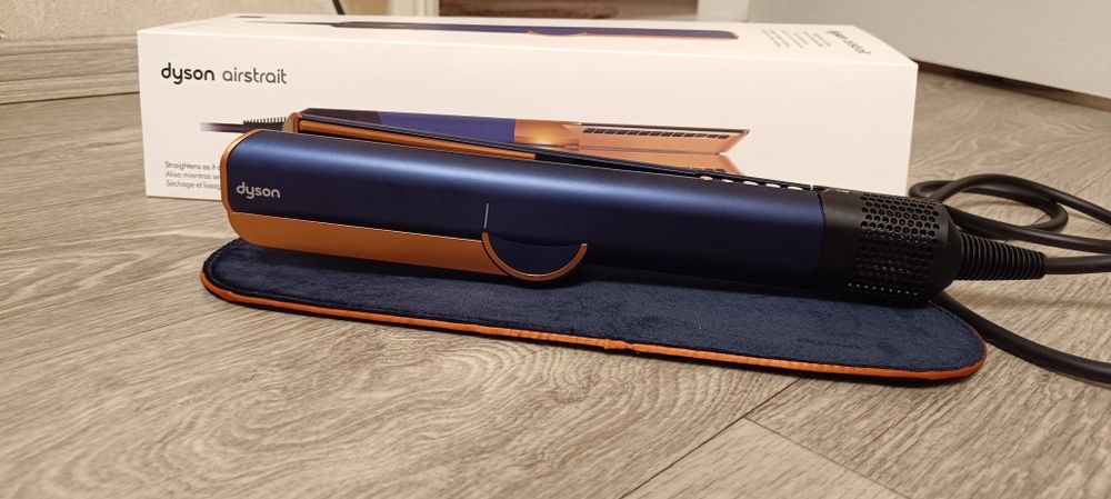 Вирівнювач Dyson Airstrait HT01