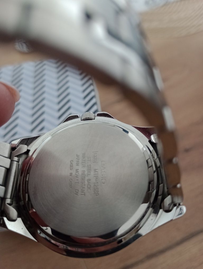 Wodoodporny zegarek Casio Quartz MTP-1258P