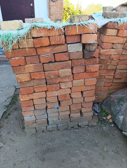 Цегла червона повнотіла