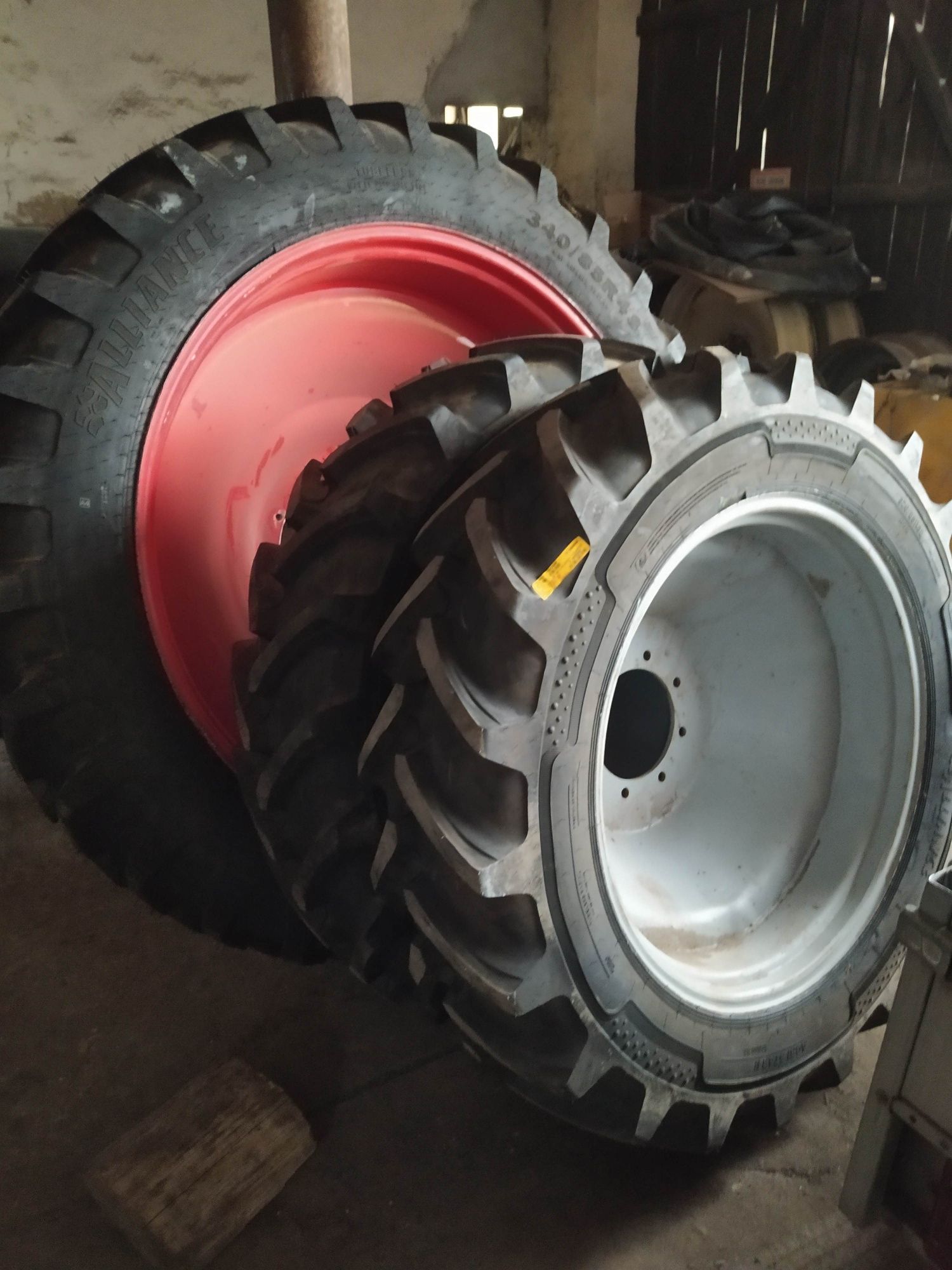 Koła wąskie 340/85 r46 13.6 John 270/95 r32 11.2 Deere Case Fendt mf