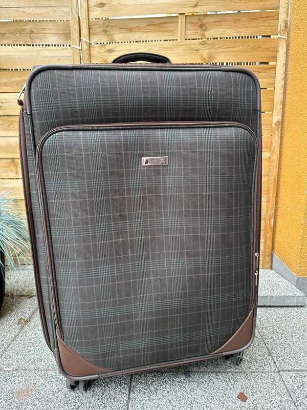 Duża walizka (wysokość 70cm) w stanie idealnym London Fog