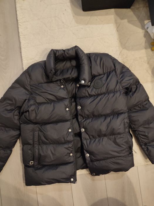 Kurtka czarna moncler