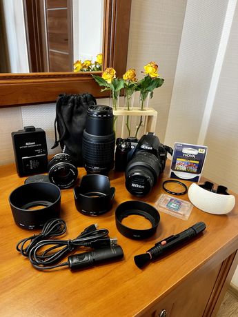 Полный набор фотолюбителя Nikon D3100+3 объектива, 3 фильтра, штатив.