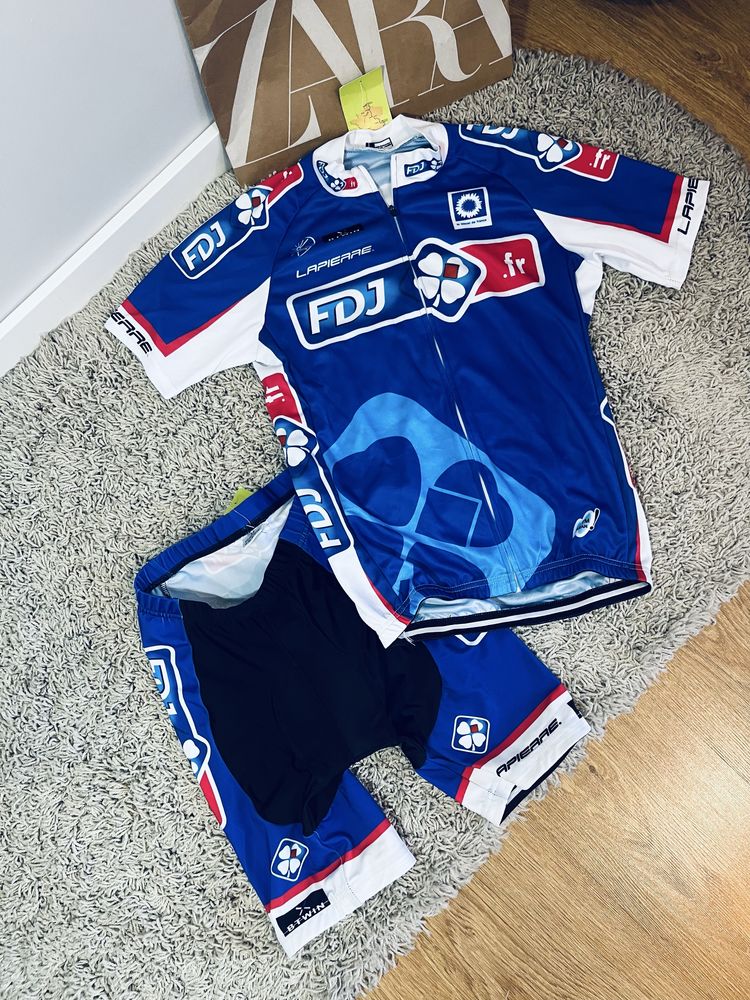 Stroj kolarski rowerowy meski niebieski kolarki z gabka rozm M nowy