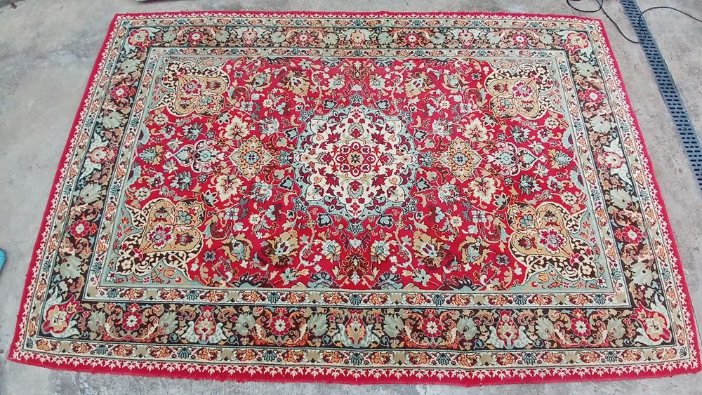 Продам бельгійські шерстяні килими