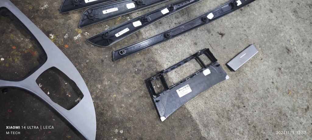 Dekory aluminium (alu pentan) BMW E60 E61 Lci pod cic