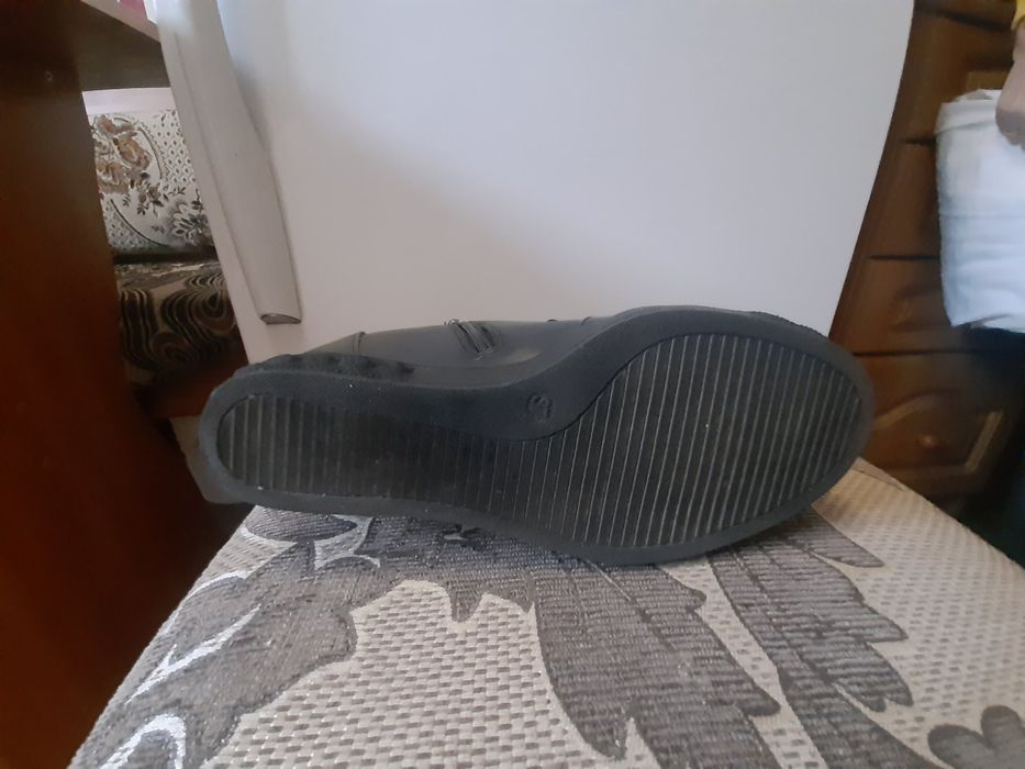 Ботинки женские р.36