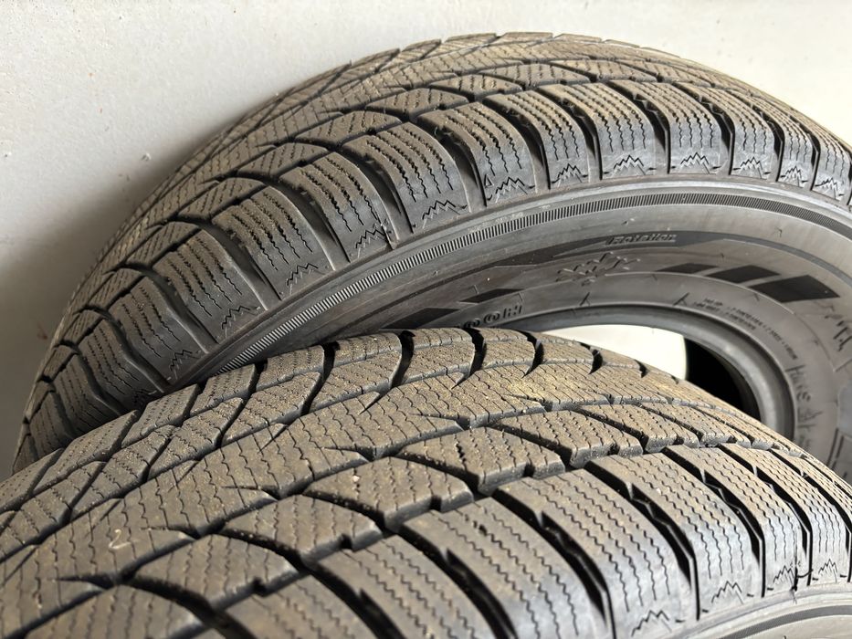 Opony zimowe jak nowe WQ 1000 Zeetex 215/70/16 100H