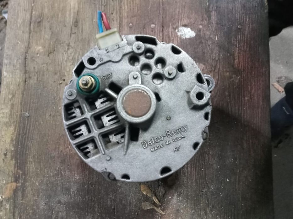 Alternator jeep wagoneer Cherokee xj lata 80-90 v8 - v6